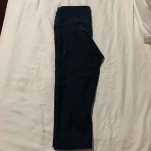 Outdoor Voices 3/4 length leggings